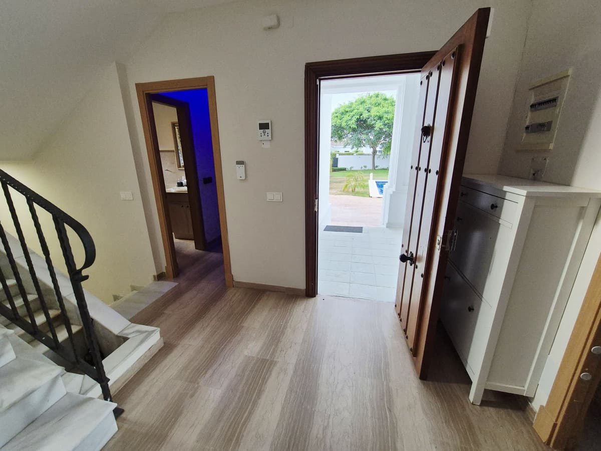 Detached Villa in Guadalmina Baja — photo 6 of 10