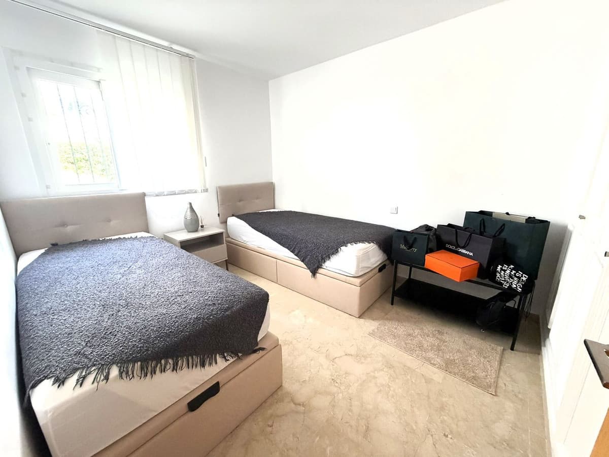 Ground Floor Apartment in El Paraiso — photo 7 of 10