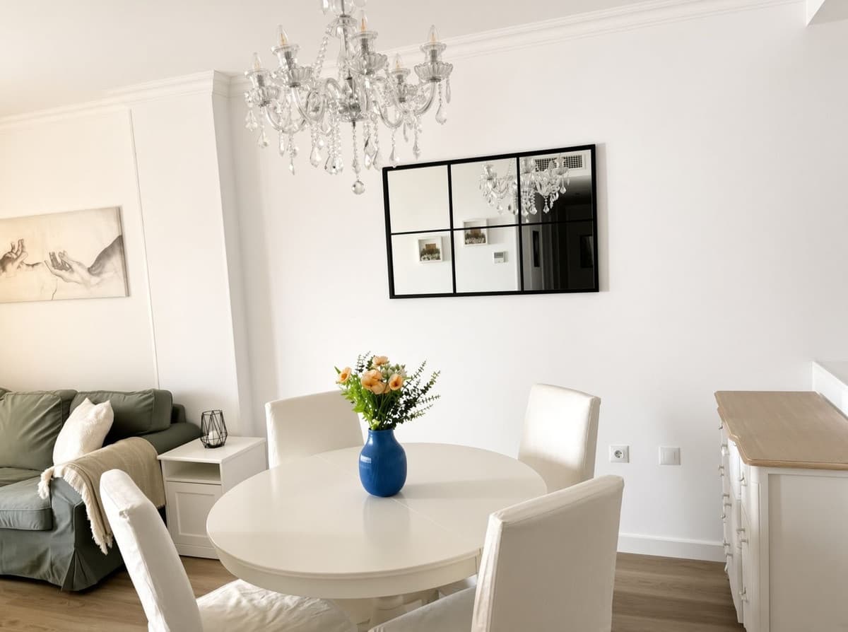 Middle Floor Apartment in La Campana — photo 7 of 10