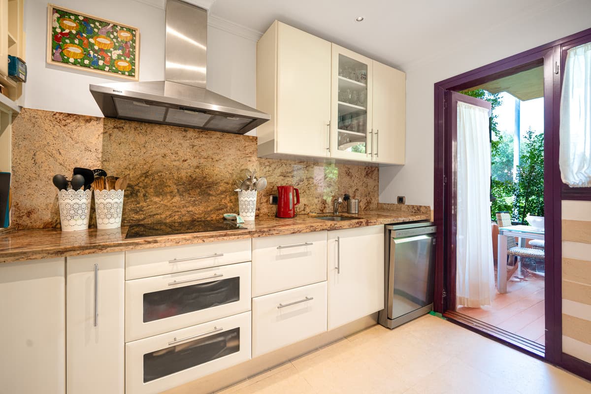 Townhouse in Marbella — photo 10 of 10