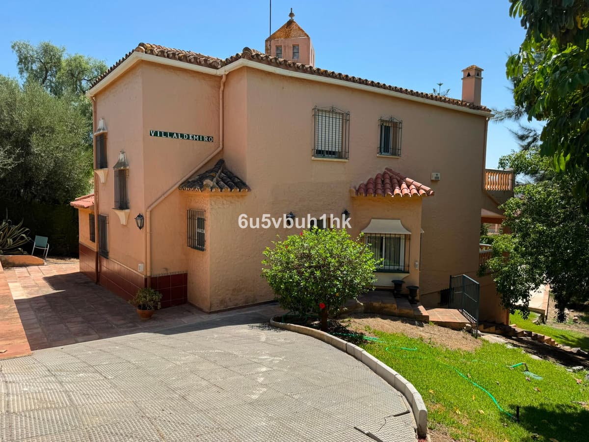 Detached Villa in Campo Mijas — photo 2 of 10