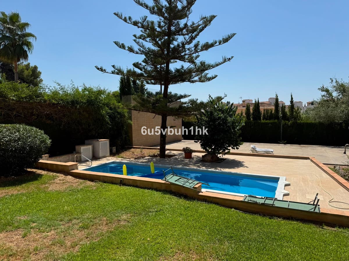 Detached Villa in Campo Mijas — photo 3 of 10