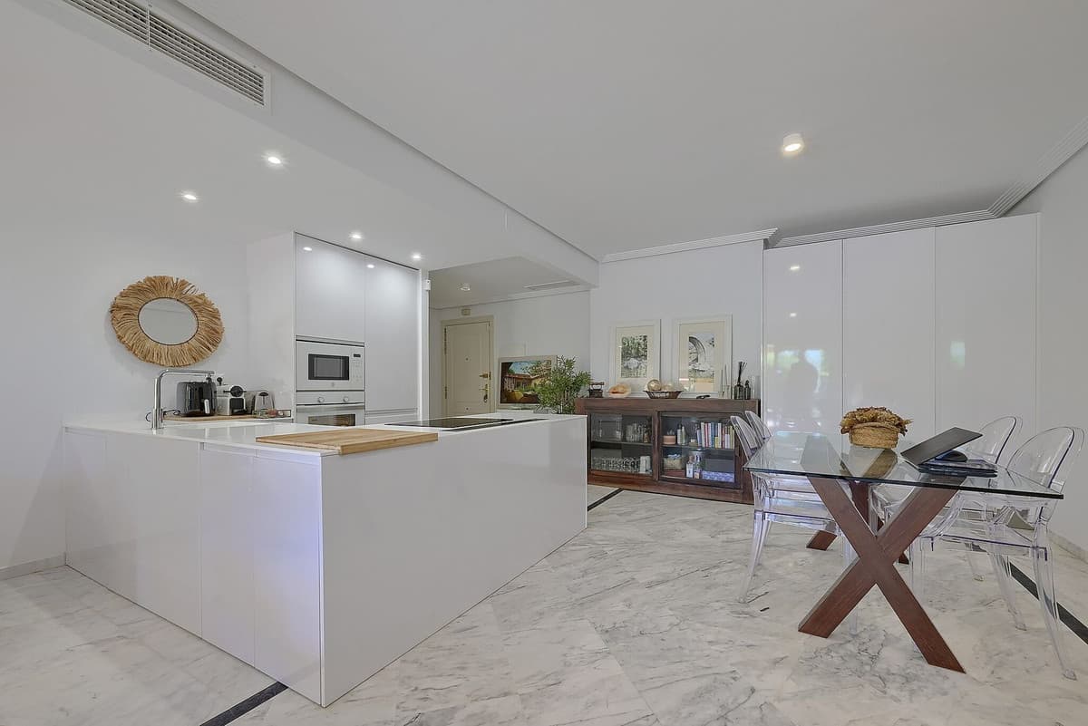 Ground Floor Apartment in Bahía de Marbella — photo 6 of 10