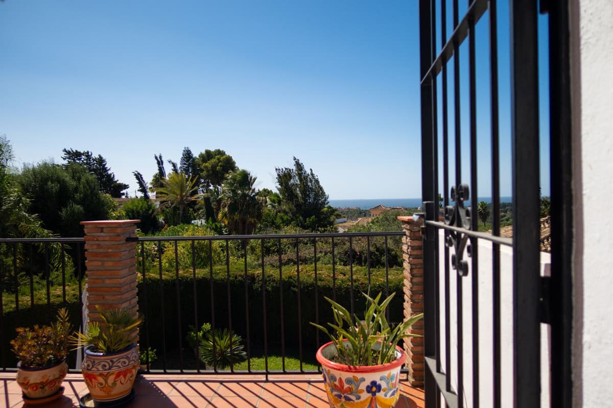 Detached Villa in El Padron — photo 8 of 10