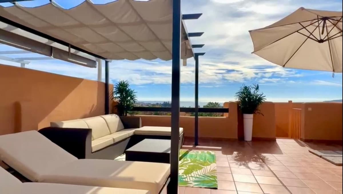 Penthouse Duplex in Casares Playa — photo 3 of 10