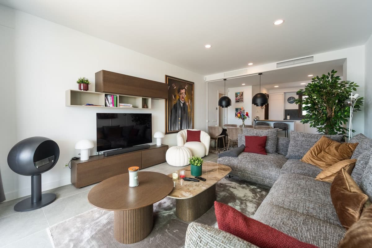 Middle Floor Apartment in Estepona — photo 8 of 10