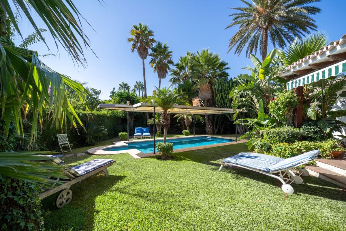 Detached Villa in Marbesa — photo 2 of 10