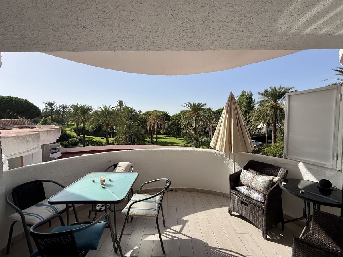 Middle Floor Apartment in Marbesa — photo 10 of 10