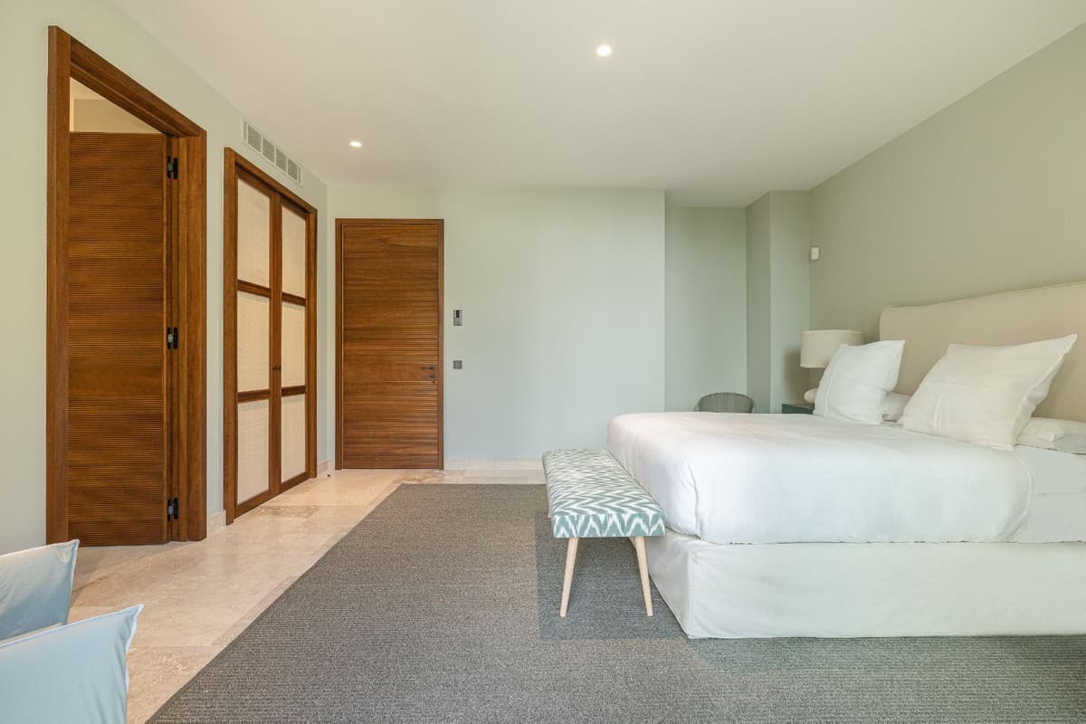 Ground Floor Apartment in Casares — photo 3 of 10