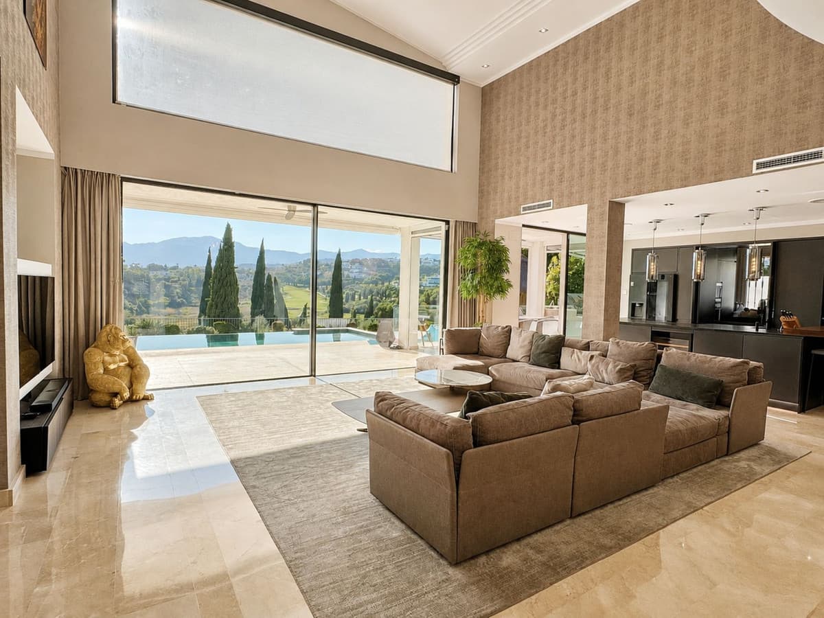 Detached Villa in Los Flamingos — photo 3 of 10