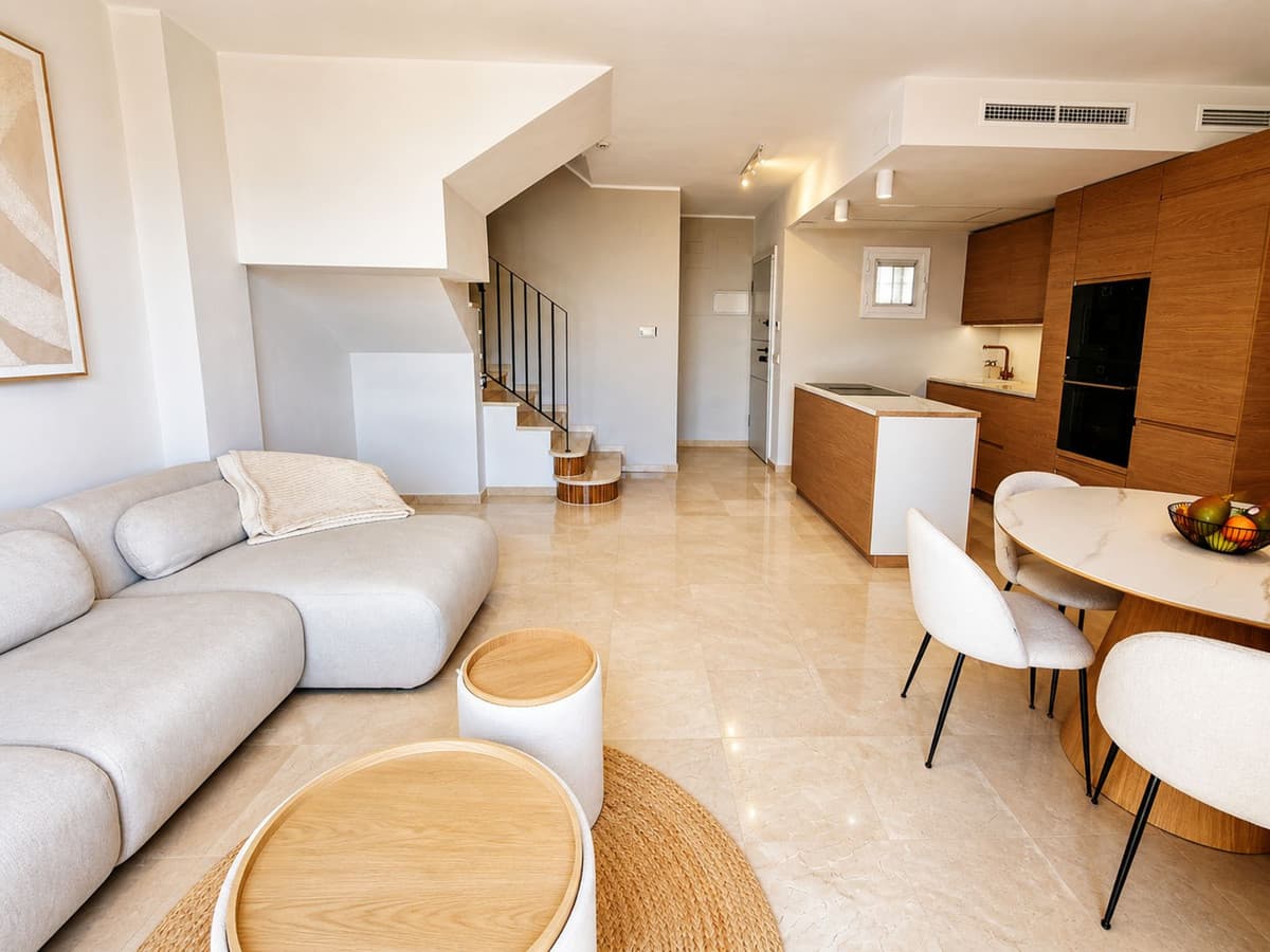 Semi-Detached House in La Duquesa — photo 10 of 10