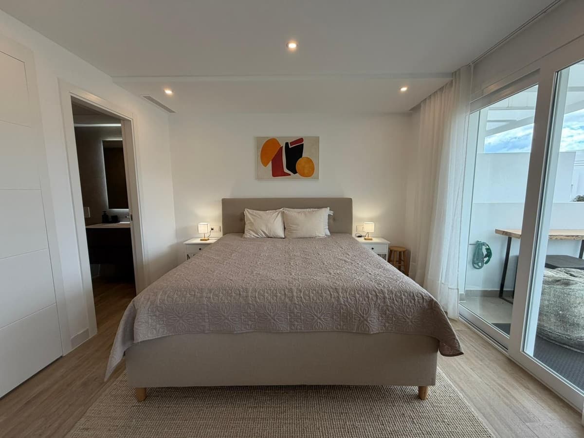 Top Floor Apartment in Casares — photo 7 of 10