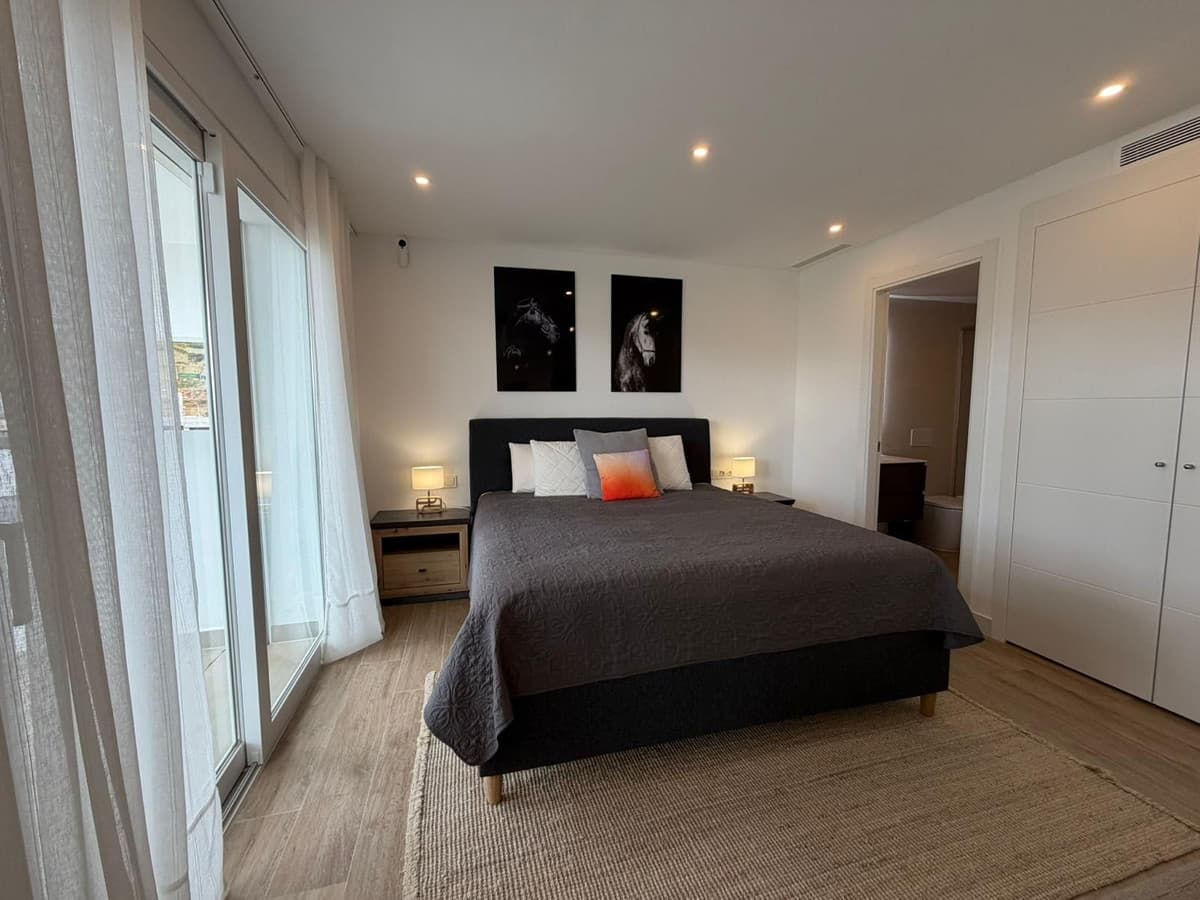 Top Floor Apartment in Casares — photo 8 of 10