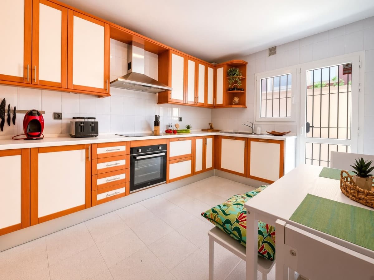 Semi-Detached House in Marbella — photo 7 of 10