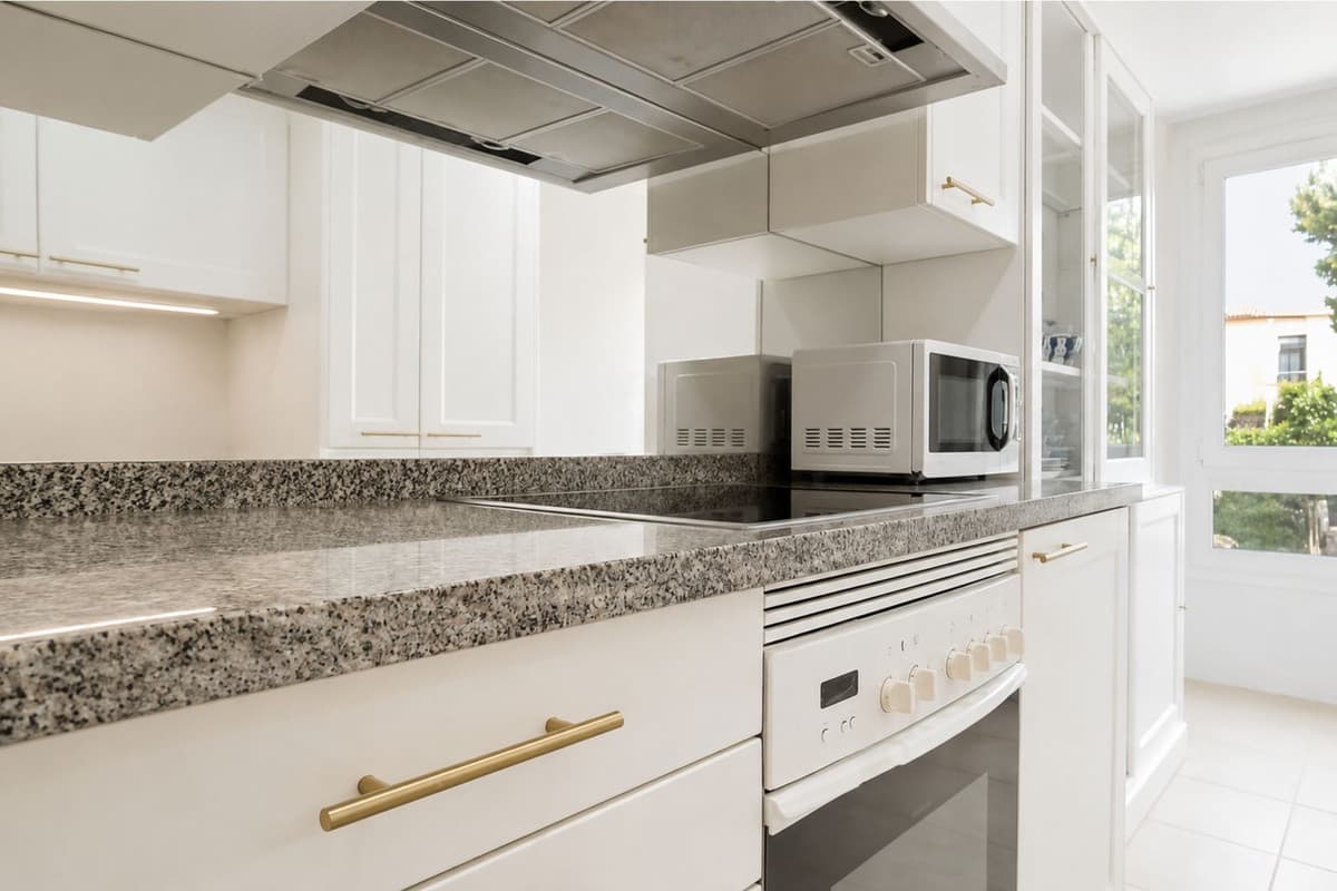 Middle Floor Apartment in Marbella — photo 6 of 10