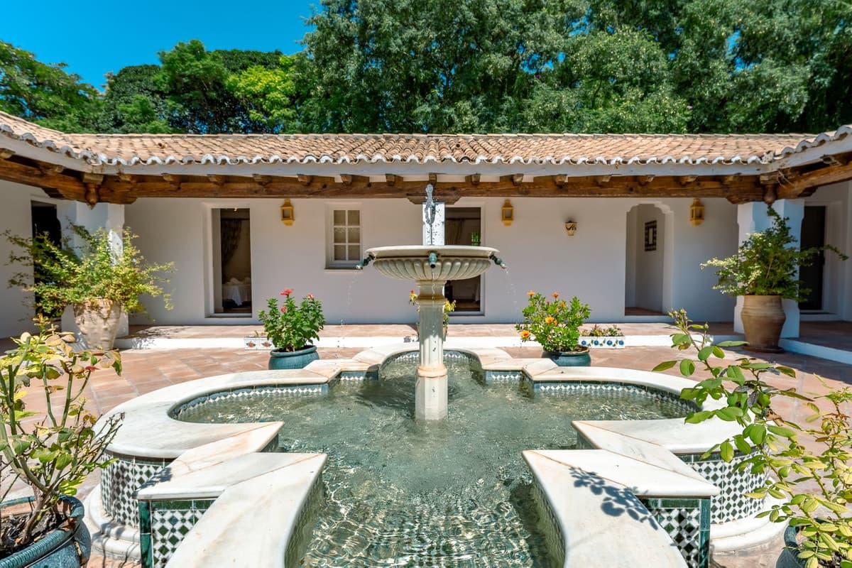 Cortijo in Cancelada — photo 2 of 10