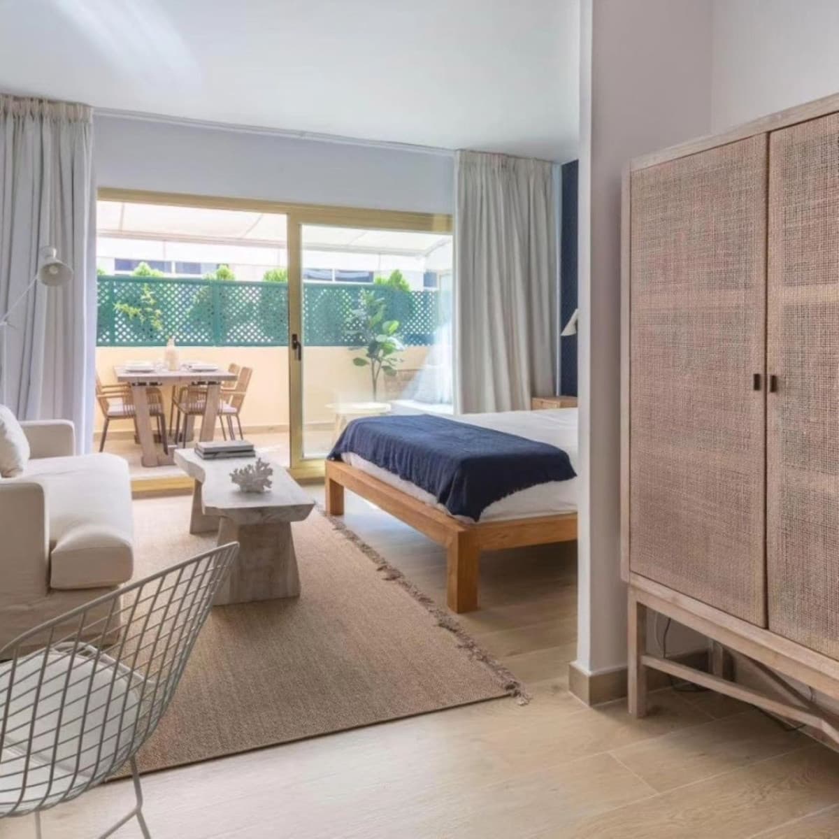 Ground Floor Apartment in Elviria — photo 8 of 10