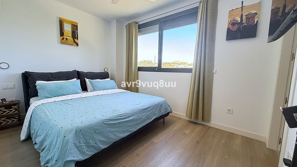 Penthouse Duplex in La Cala de Mijas — photo 8 of 10