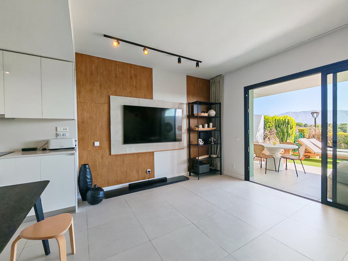 Ground Floor Apartment in La Cala de Mijas — photo 3 of 10
