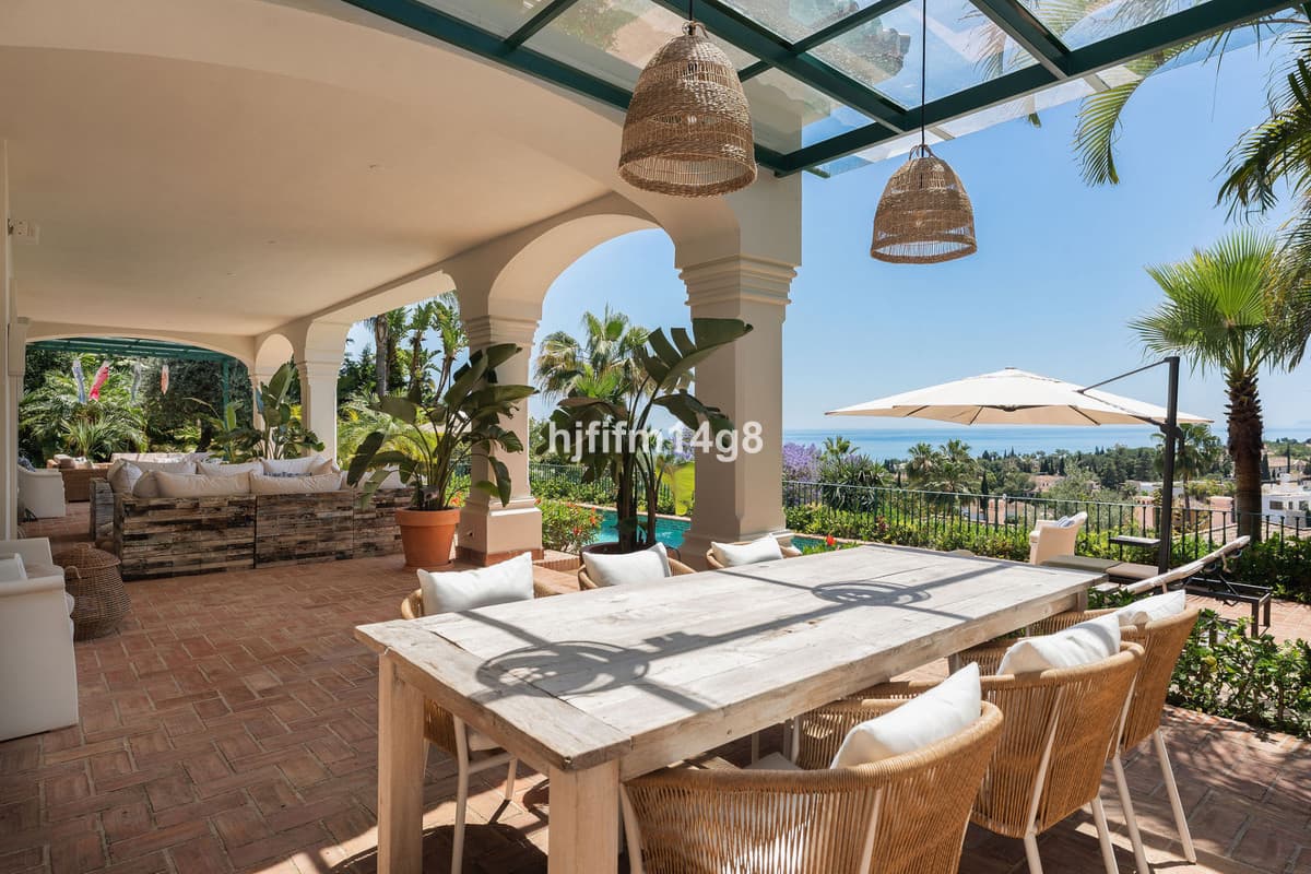 Detached Villa in The Golden Mile — photo 3 of 10