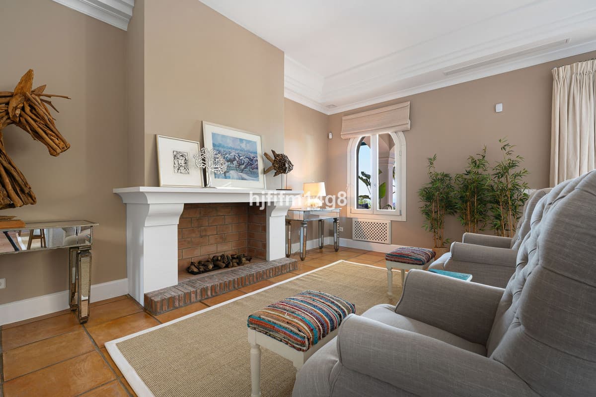 Detached Villa in The Golden Mile — photo 6 of 10