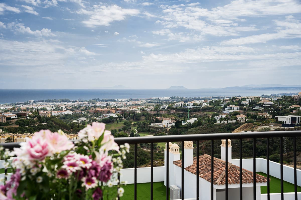 Penthouse Duplex in Benahavís — photo 2 of 10