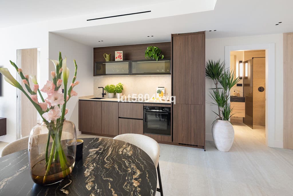 Penthouse in La Quinta — photo 5 of 10