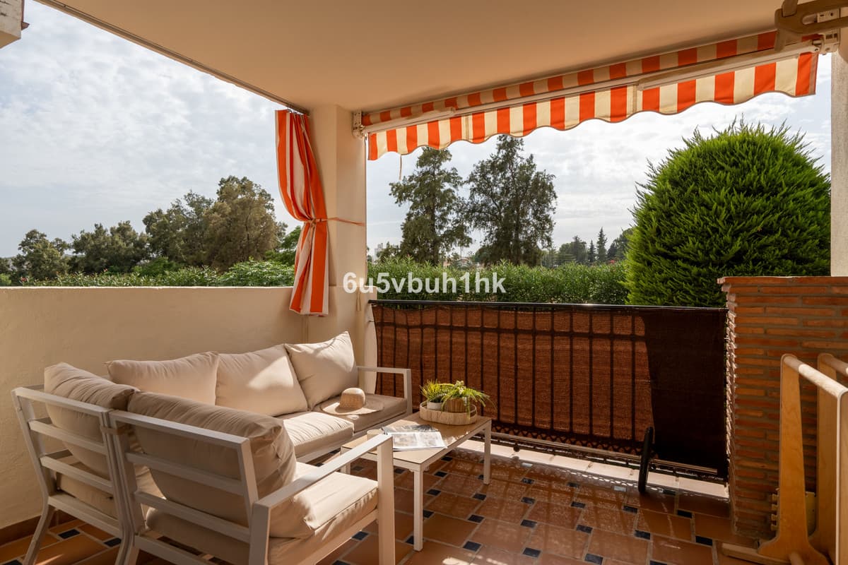Middle Floor Apartment in Mijas Golf — photo 5 of 10