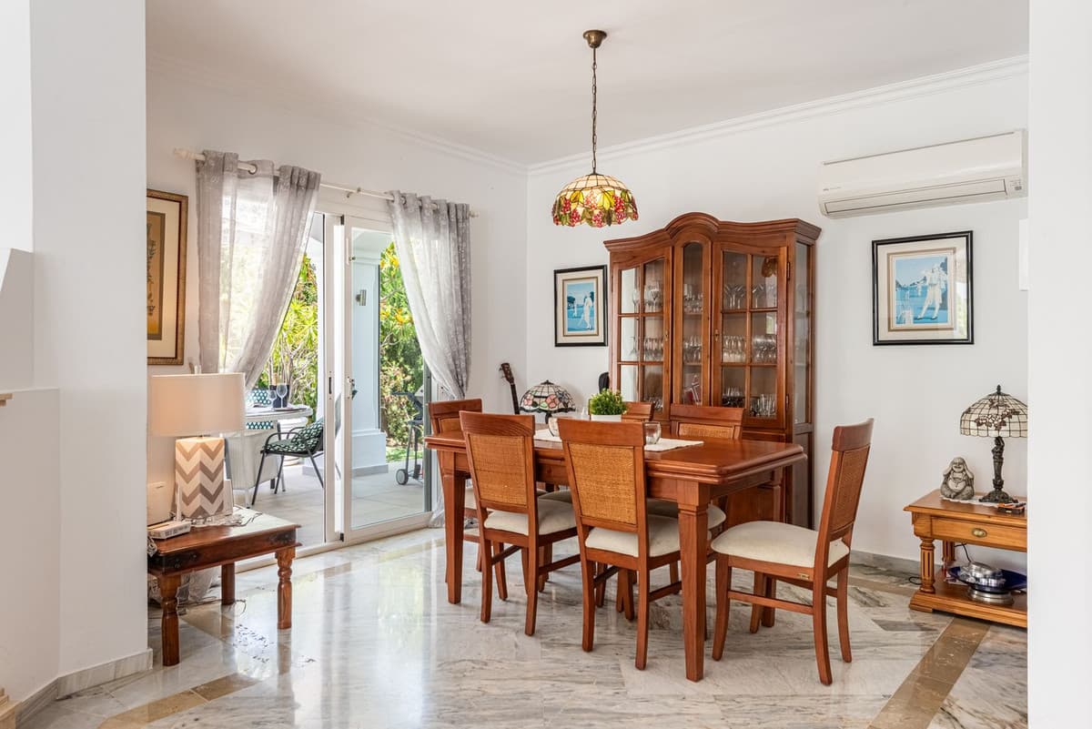 Detached Villa in Atalaya — photo 4 of 10
