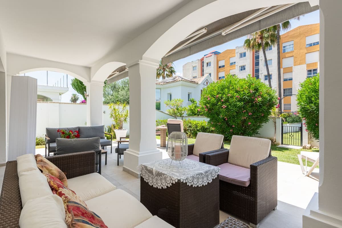 Detached Villa in Atalaya — photo 9 of 10