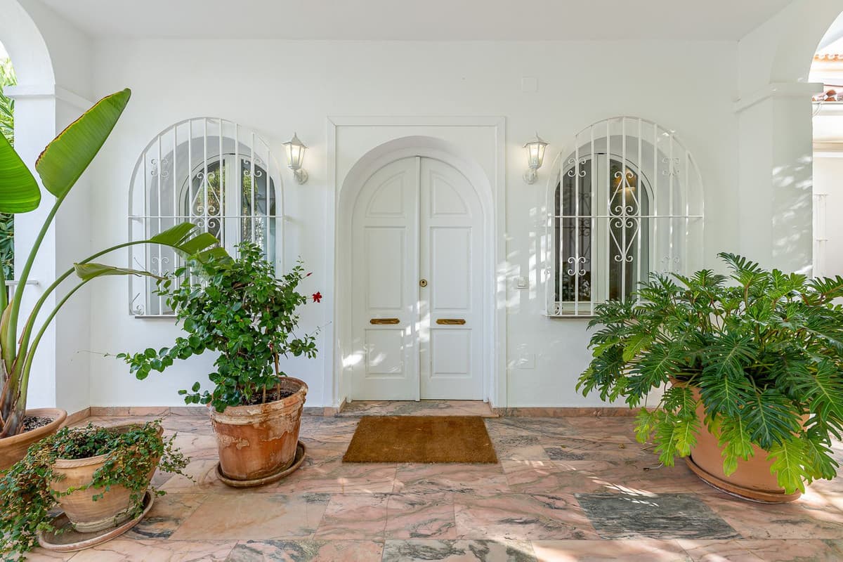 Detached Villa in Alhaurín el Grande — photo 3 of 10
