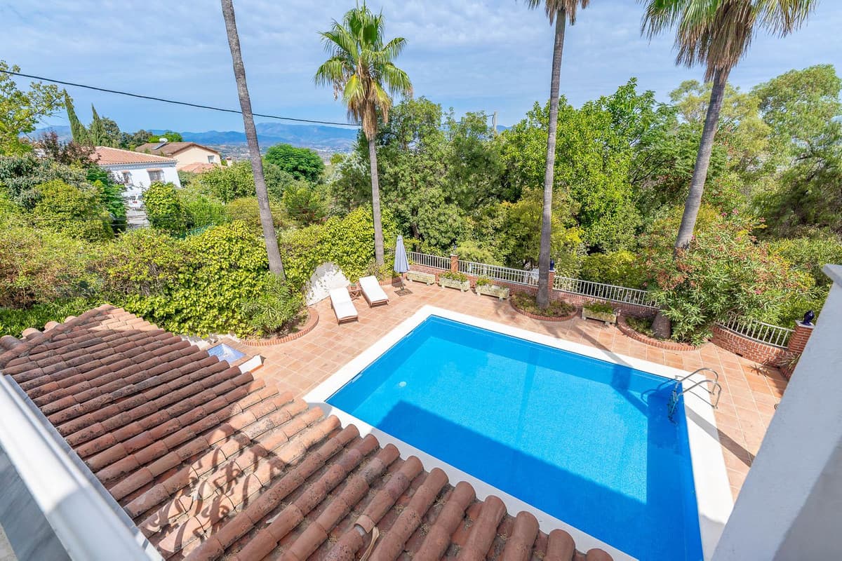 Detached Villa in Alhaurín el Grande — photo 6 of 10