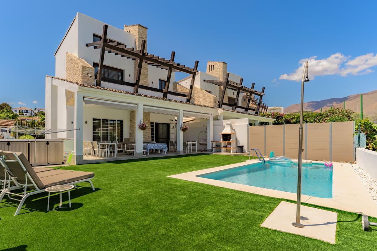 Semi-Detached House in Valle Romano — photo 2 of 10