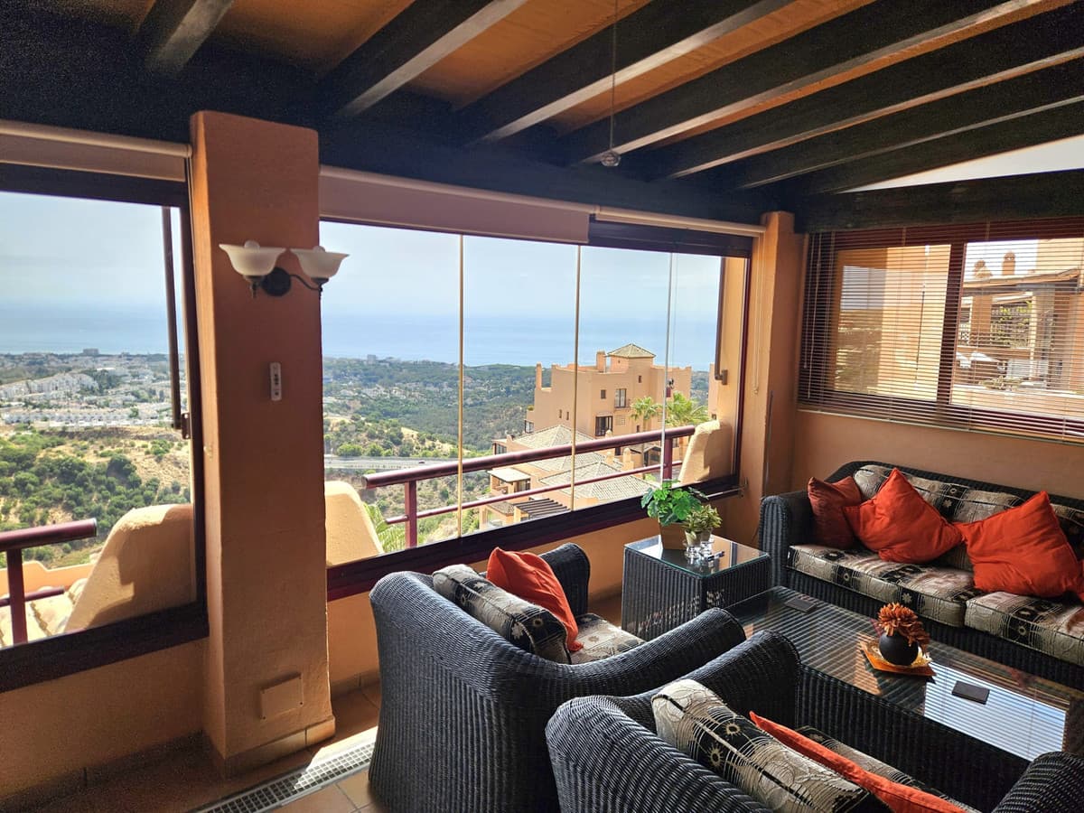 Penthouse in Calahonda — photo 4 of 10