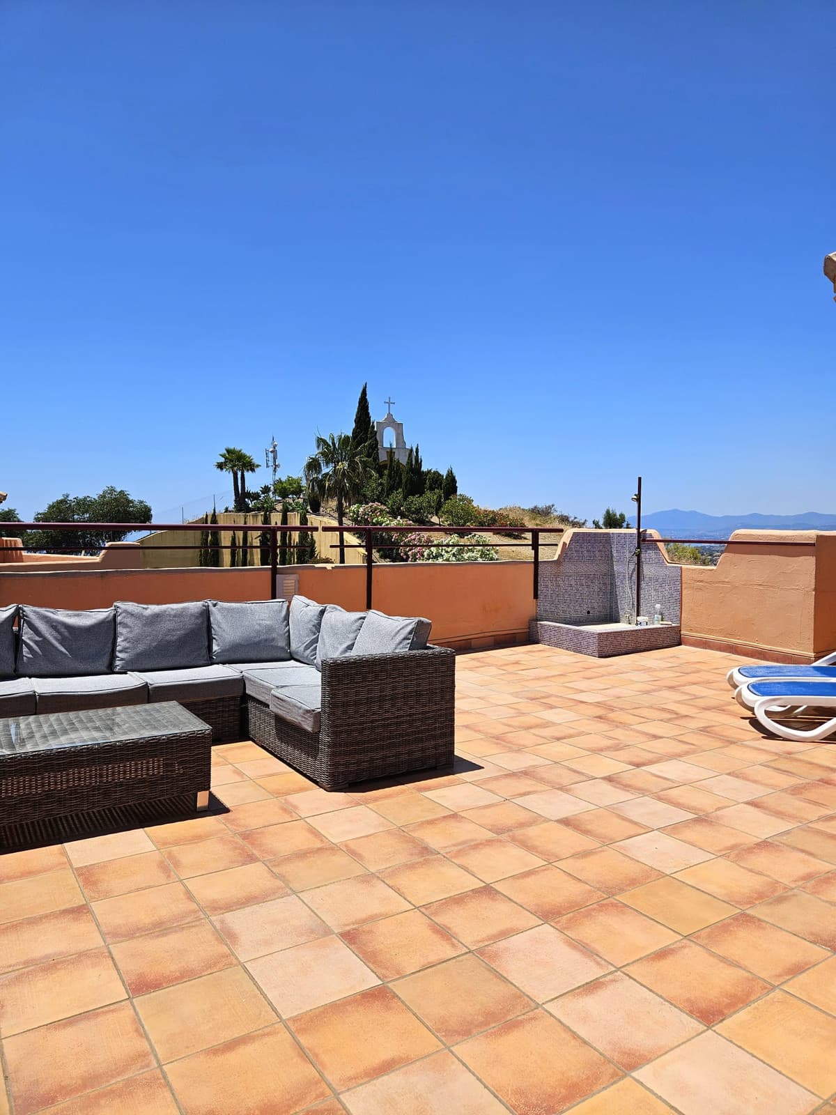 Penthouse in Calahonda — photo 5 of 10