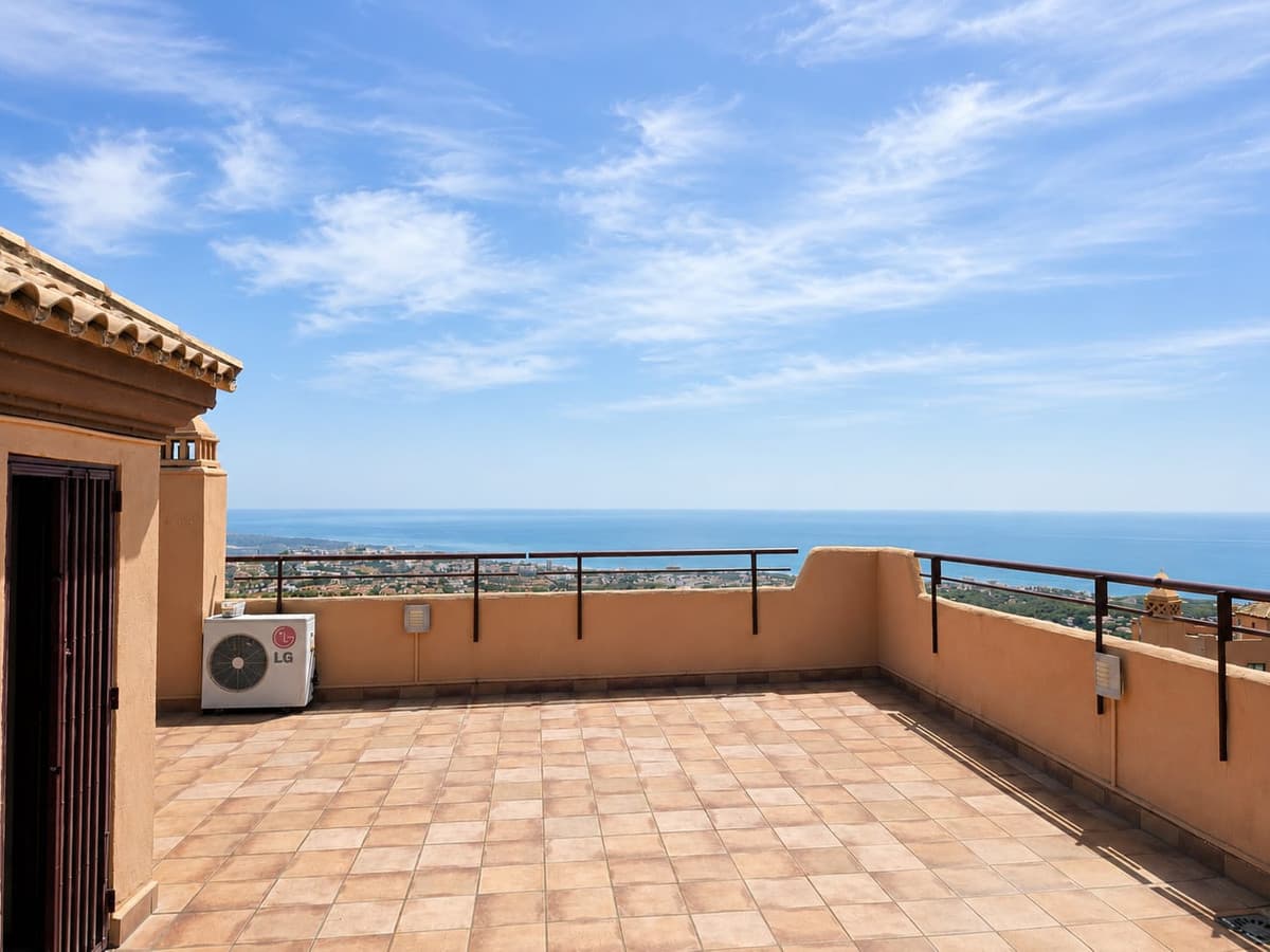 Penthouse in Calahonda — photo 7 of 10