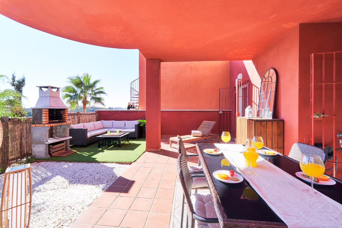 Middle Floor Apartment in Reserva de Marbella — photo 2 of 10