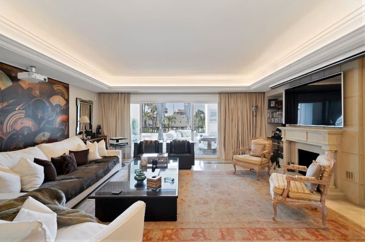 Ground Floor Apartment in Marbella — photo 2 of 10