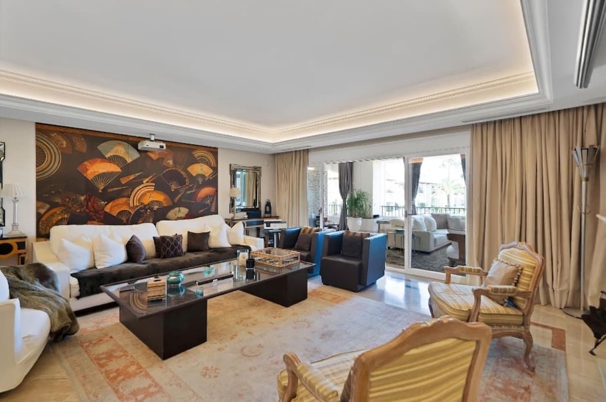Ground Floor Apartment in Marbella — photo 3 of 10