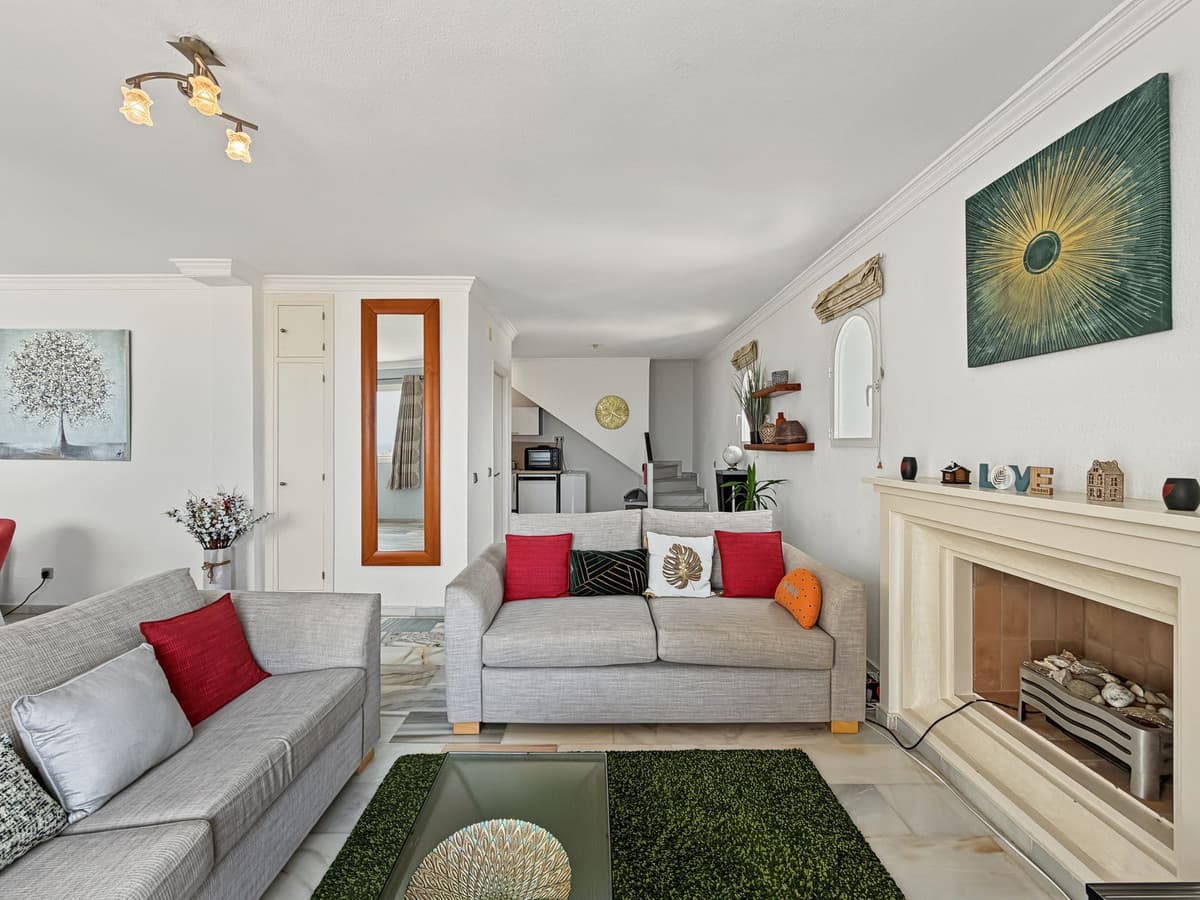 Penthouse Duplex in Estepona — photo 4 of 10