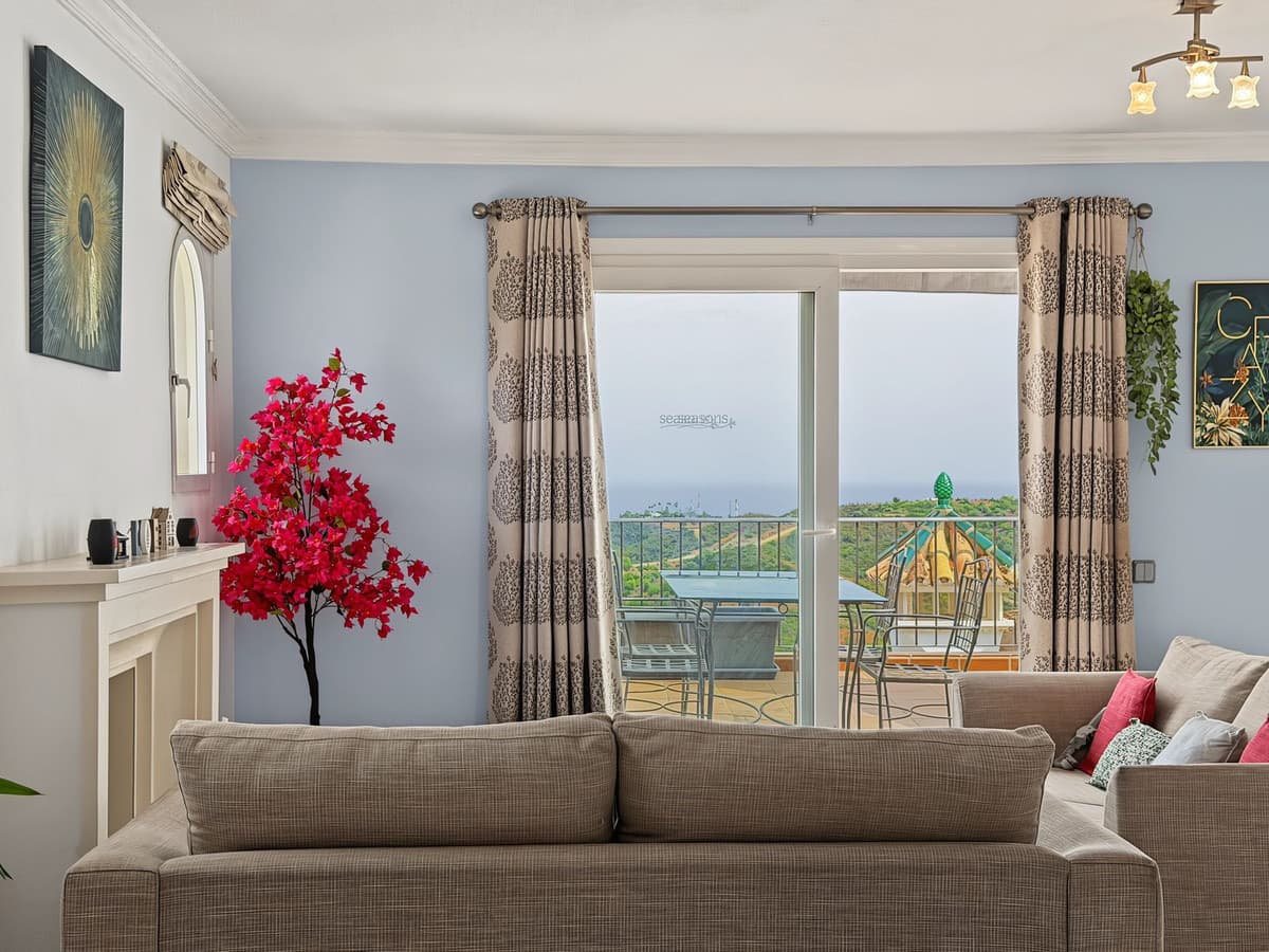 Penthouse Duplex in Estepona — photo 6 of 10