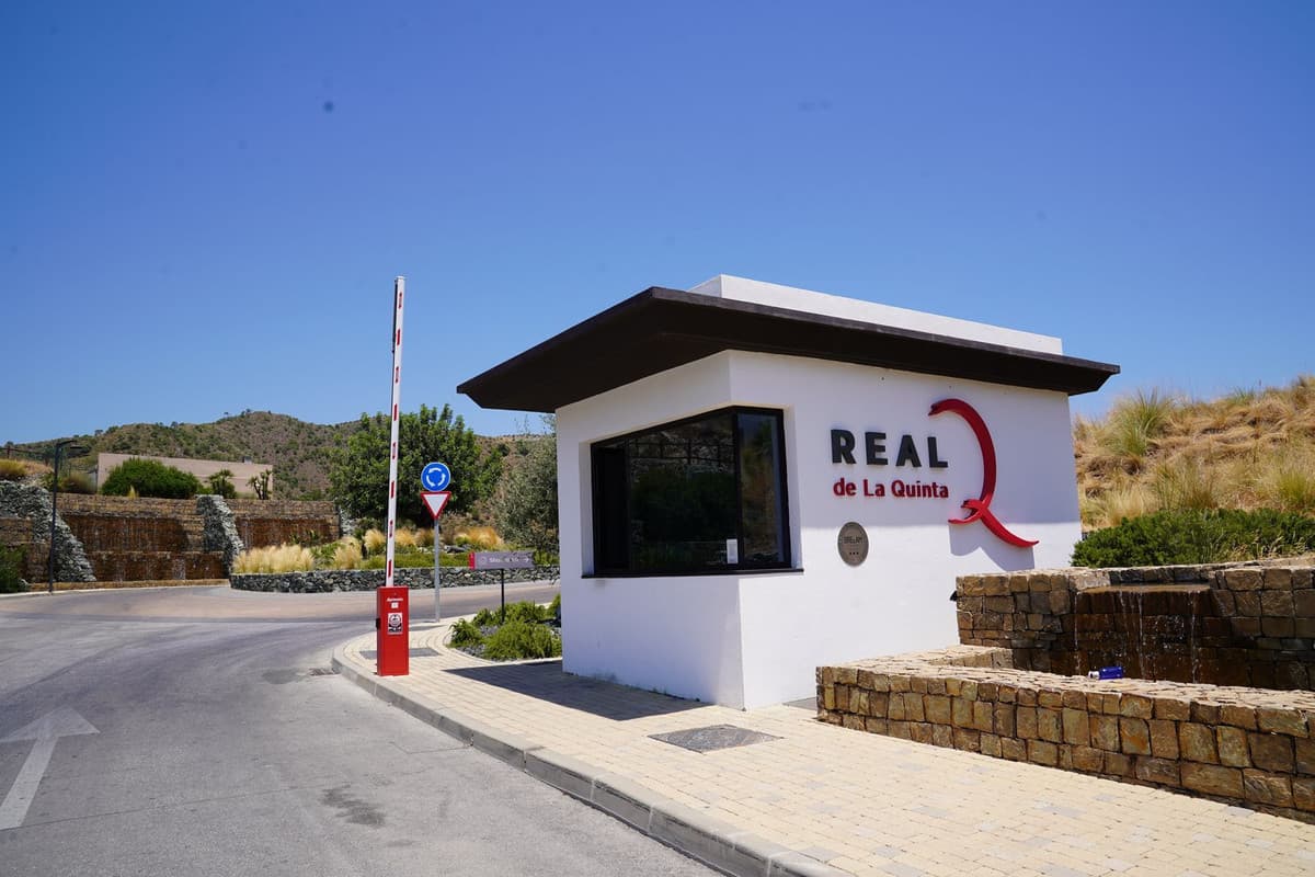 Residential Plot in La Quinta — photo 6 of 10