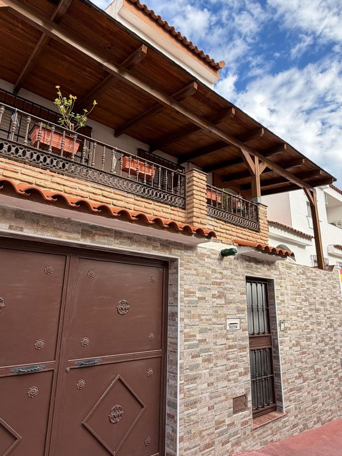 Townhouse in Churriana — photo 2 of 10