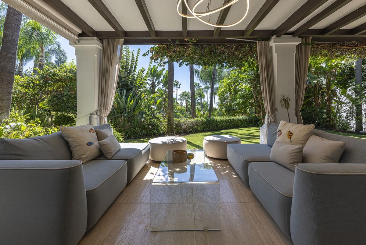 Detached Villa in The Golden Mile — photo 4 of 10