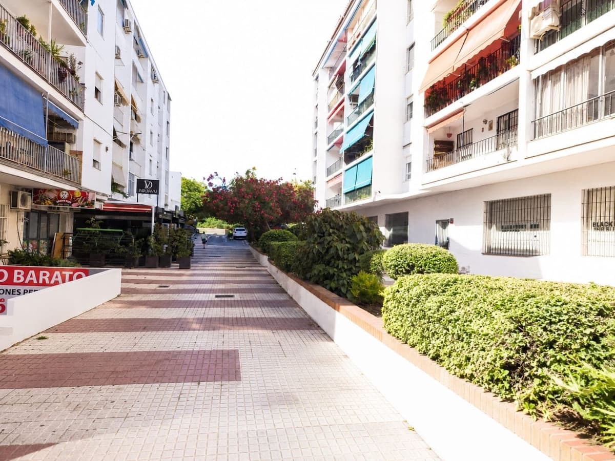 Middle Floor Apartment in Marbella — photo 6 of 10