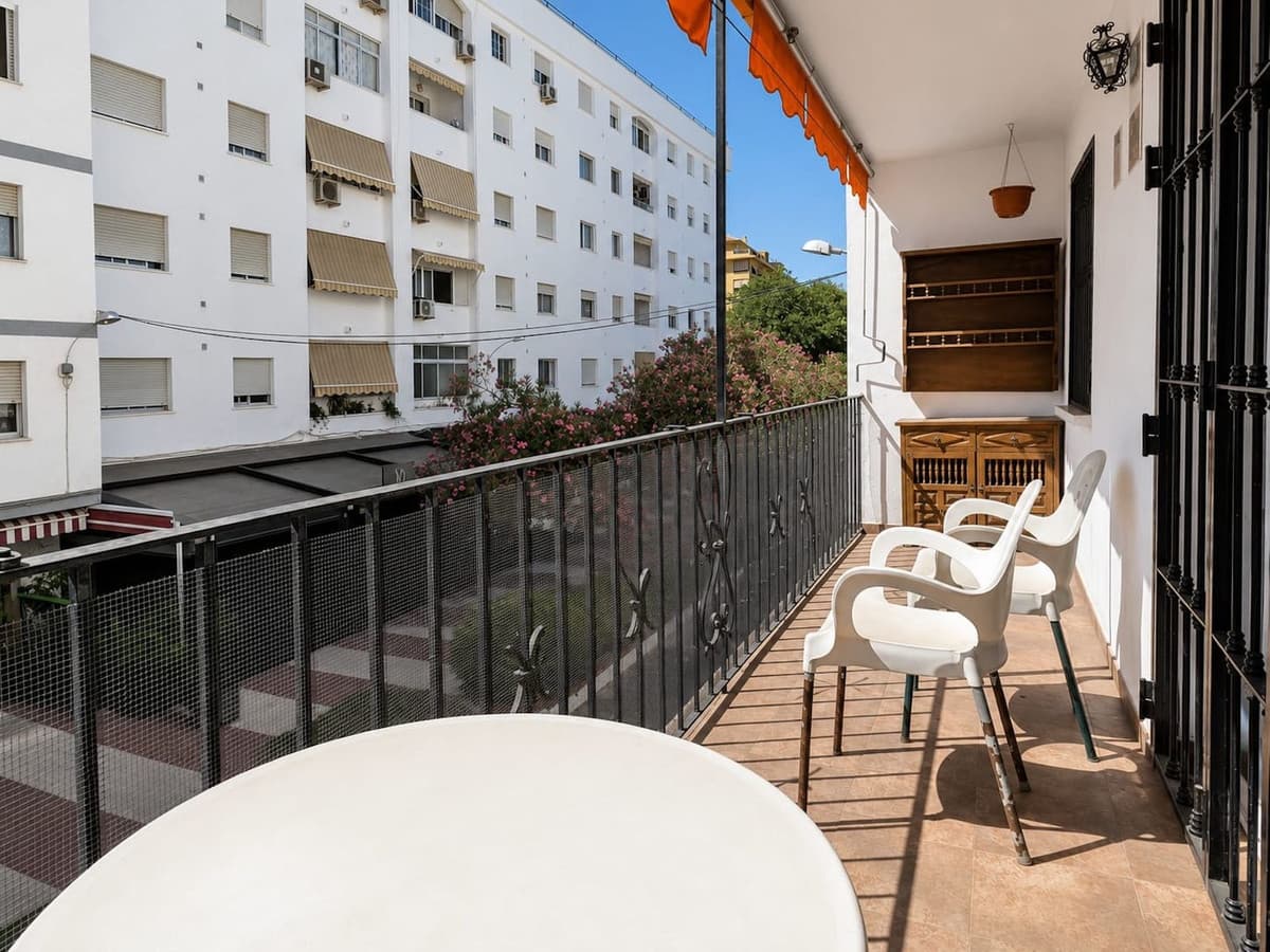 Middle Floor Apartment in Marbella — photo 7 of 10