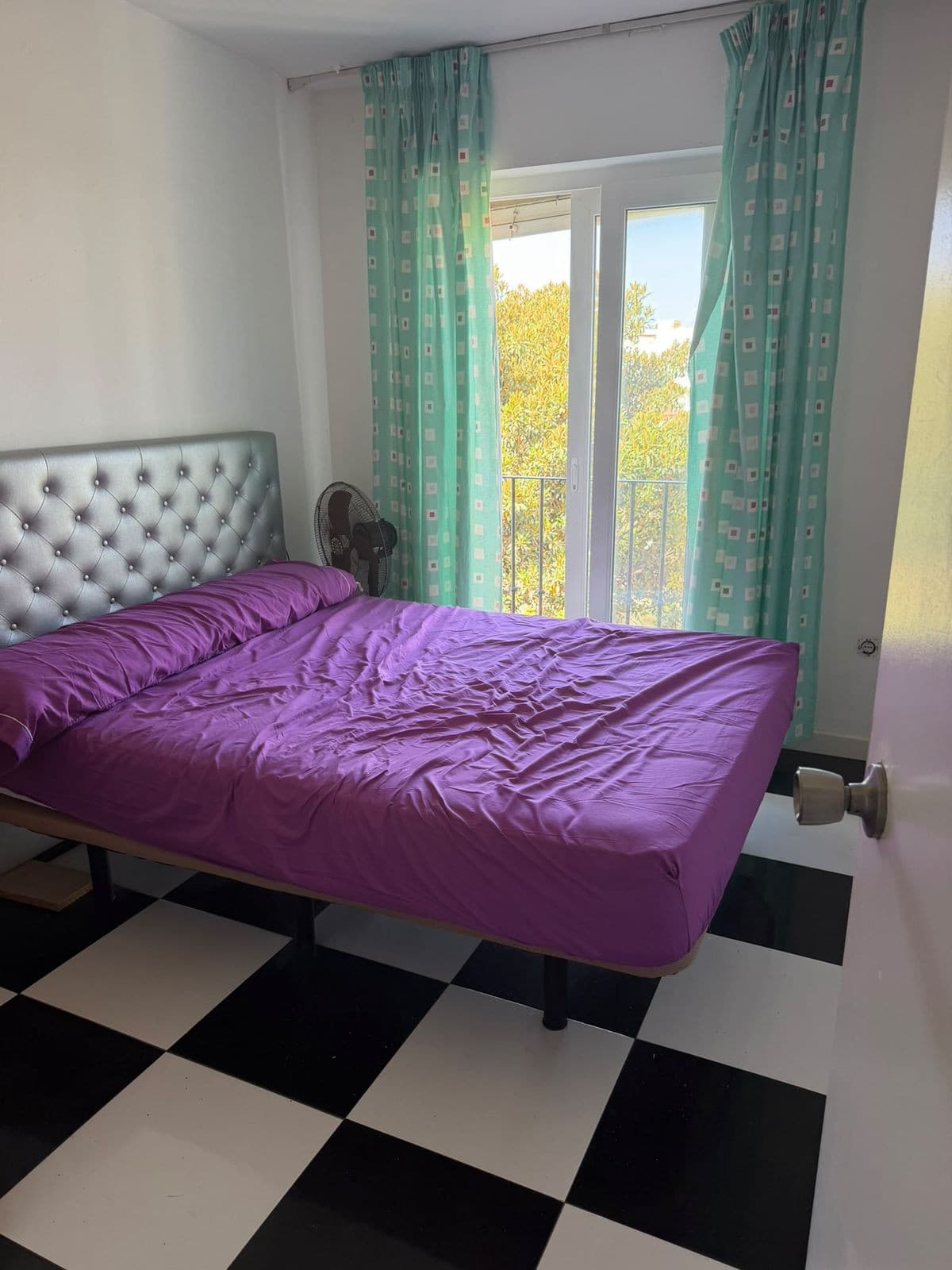 Middle Floor Apartment in Estepona — photo 5 of 8