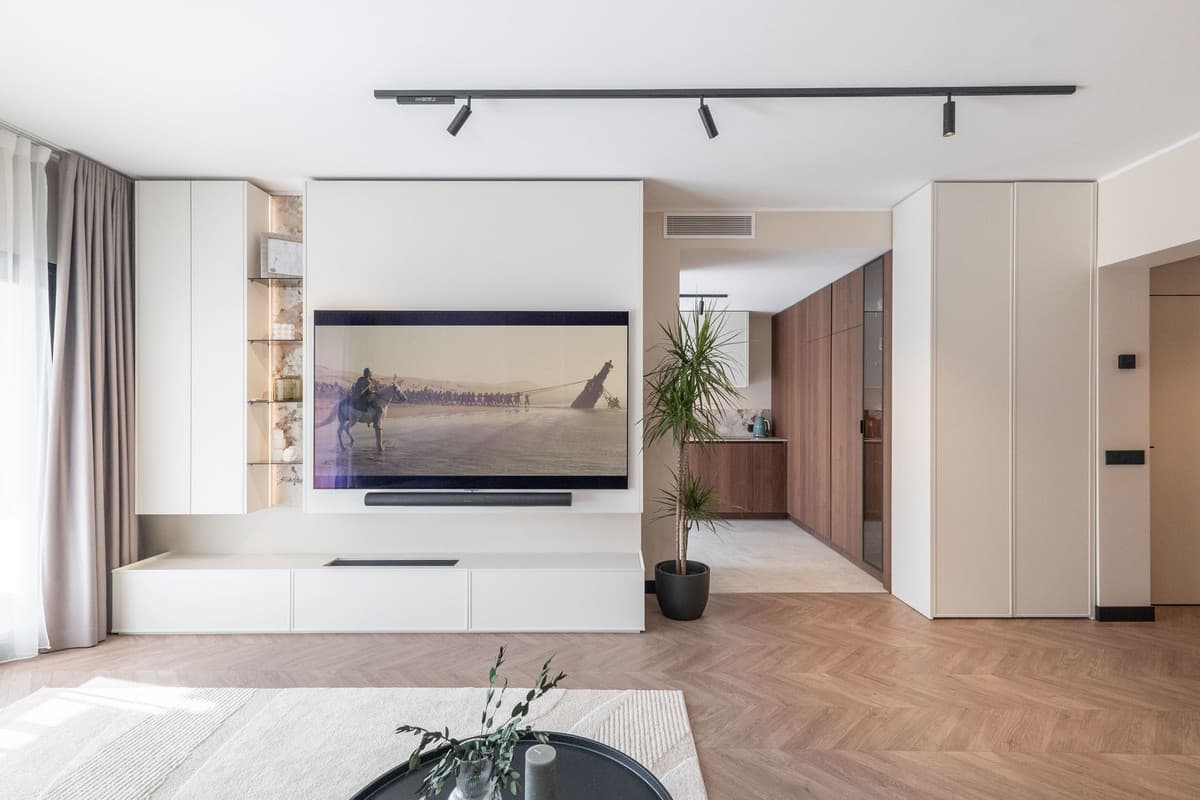 Ground Floor Apartment in Benahavís — photo 2 of 10