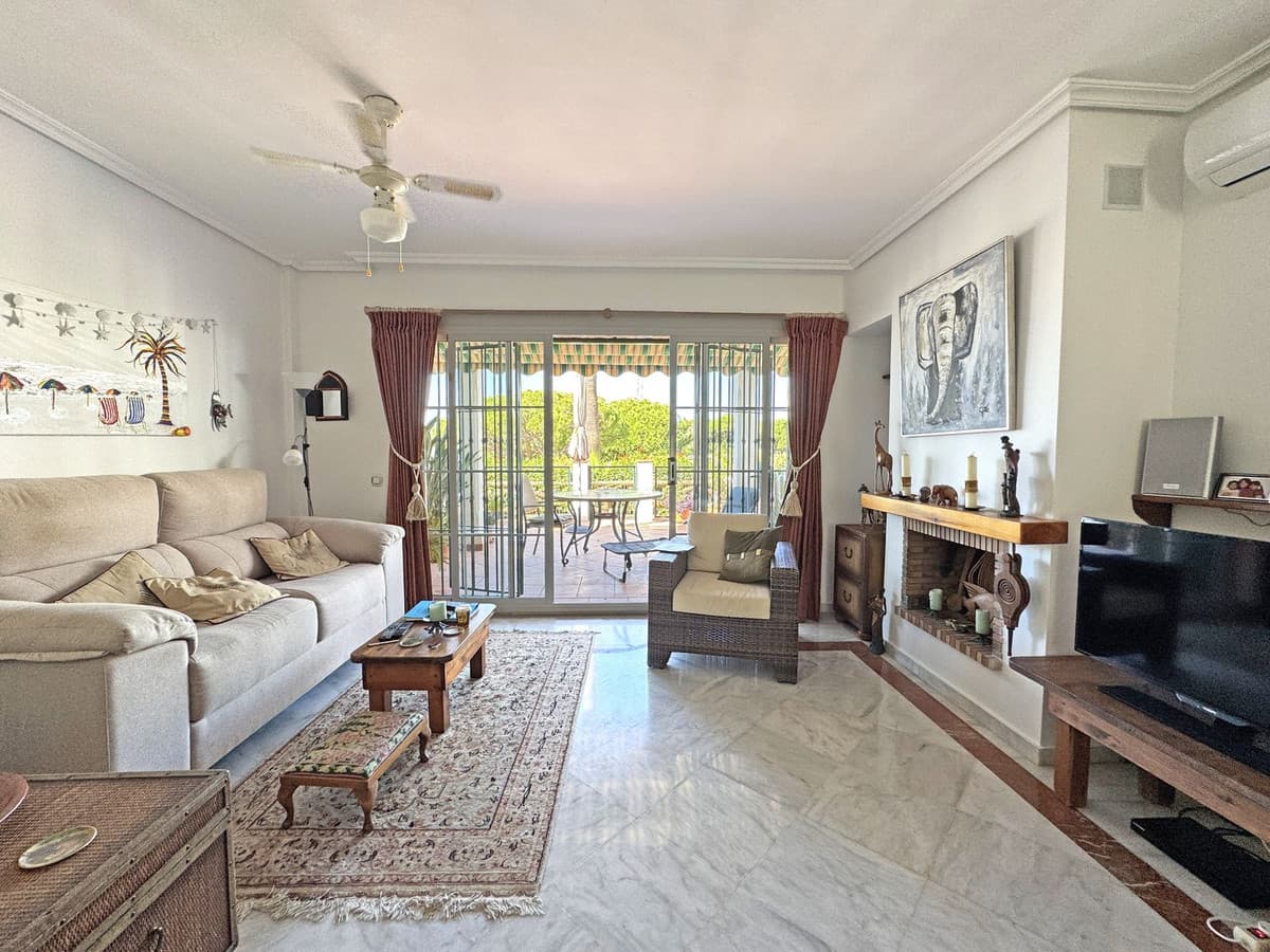 Townhouse in Cabopino — photo 10 of 10