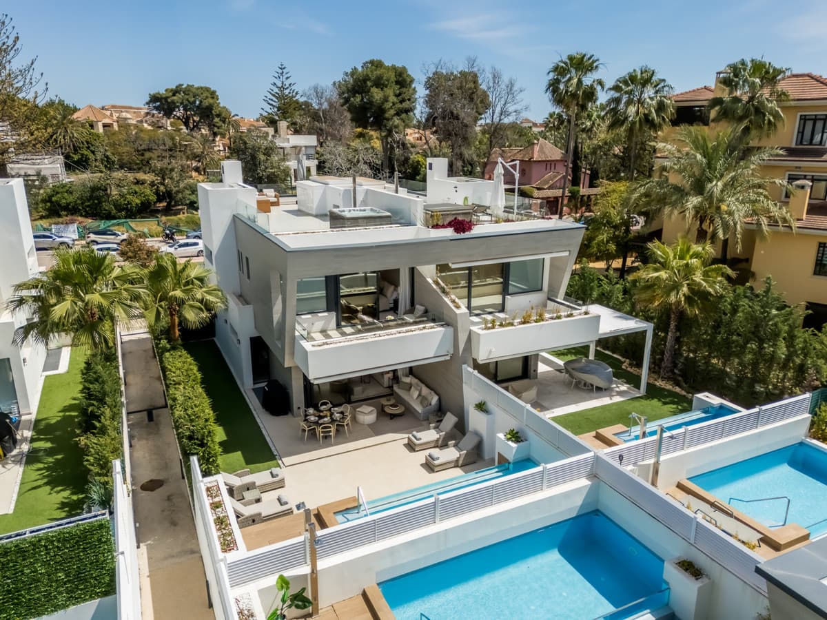 Semi-Detached House in Puerto Banús — photo 2 of 10